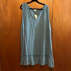 NWT Wonderly midi dress